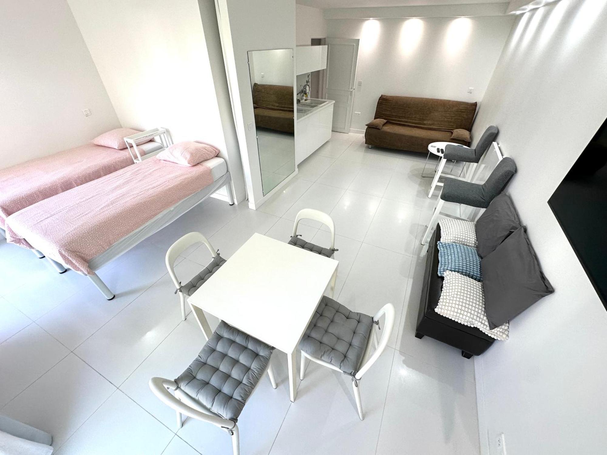 Апартаменты Studio Trip In Paris - Gare De L'Est Экстерьер фото